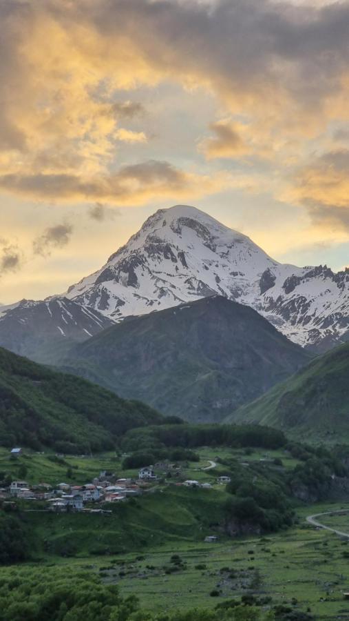 North Kazbegi Hotel Buitenkant foto